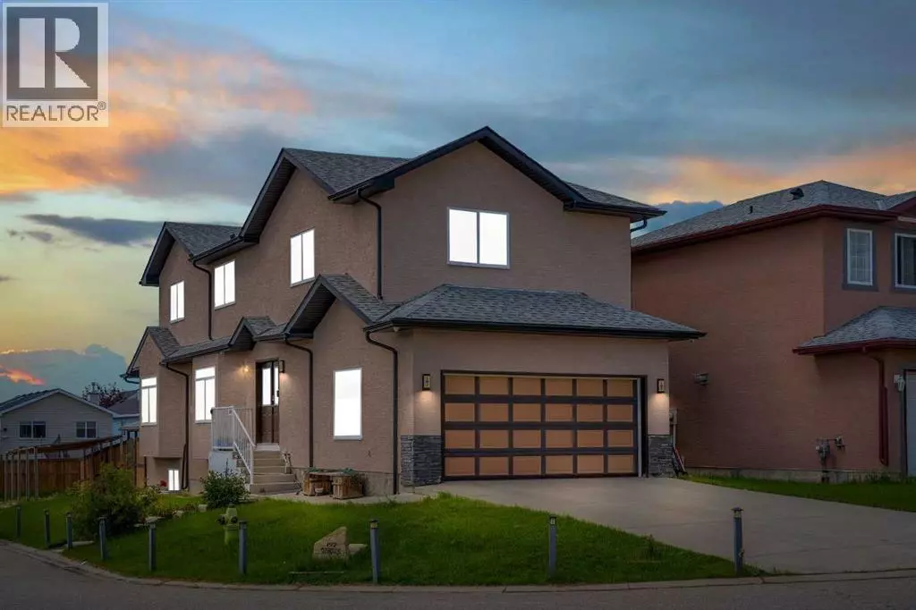 Calgary, AB T3J5B4,197 Tarawood Place NE
