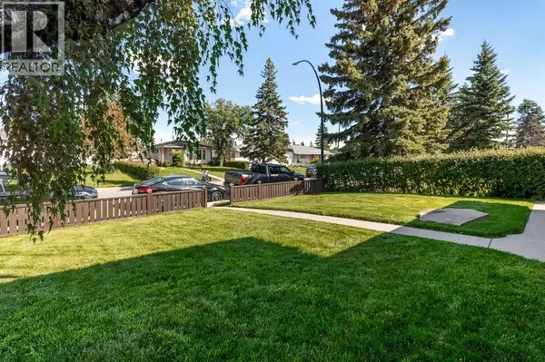 Calgary, AB T2A2E6,803 Forlee Drive SE