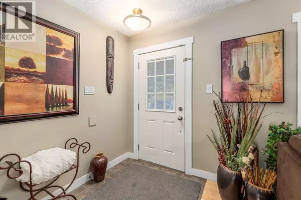 Calgary, AB T2A2E6,803 Forlee Drive SE