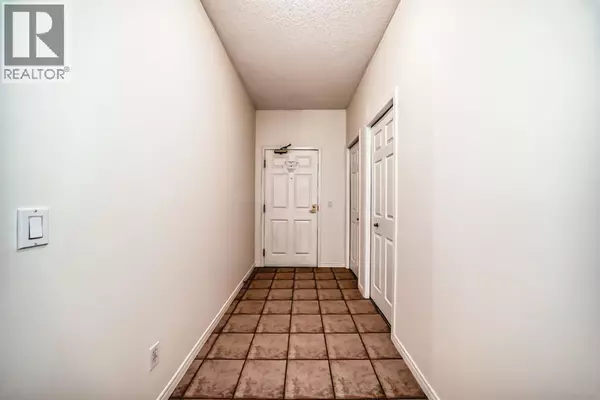 Calgary, AB T3A5Y7,334, 5201 Dalhousie Drive NW