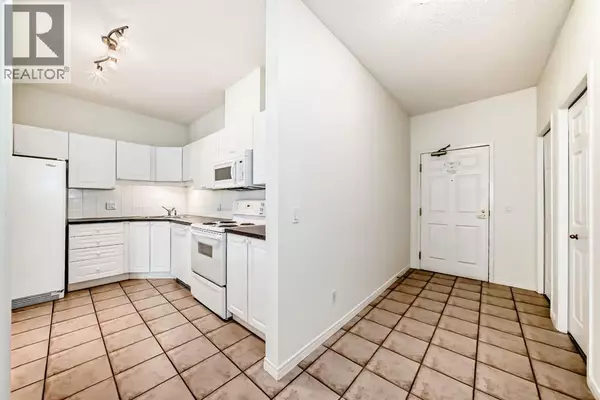 Calgary, AB T3A5Y7,334, 5201 Dalhousie Drive NW