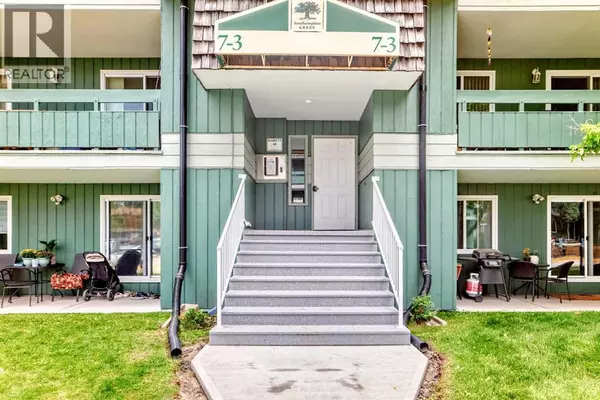 Calgary, AB T2W2T6,7312, 315 southampton Drive