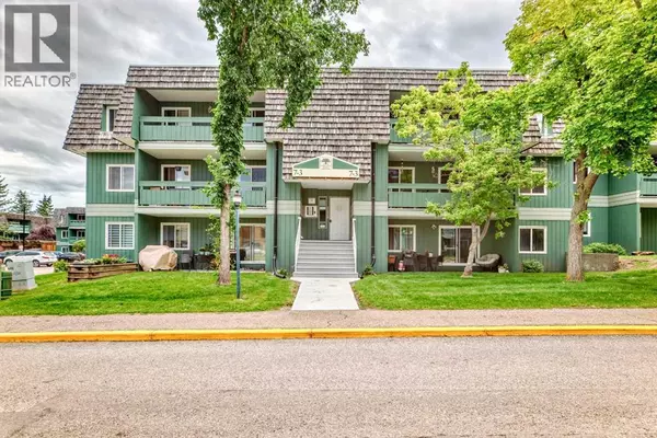 Calgary, AB T2W2T6,7312, 315 southampton Drive