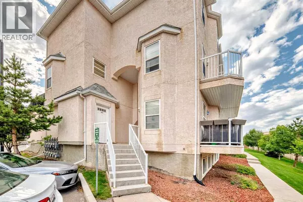 Okotoks, AB T1S2G4,302, 50 Westland Road