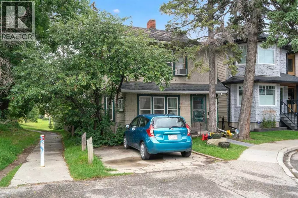 Calgary, AB T2T1L1,2452 28 Avenue SW