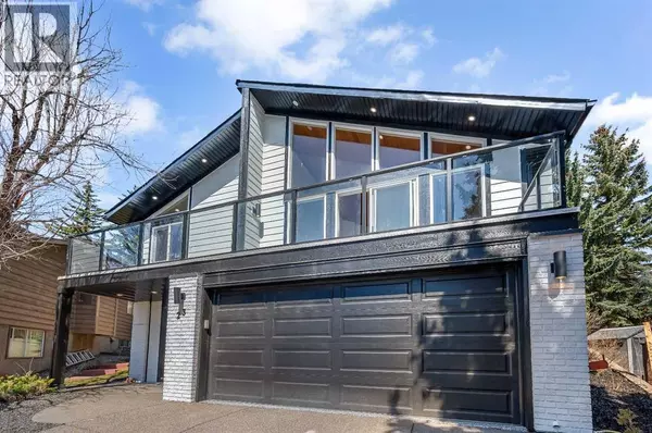 23 Edgewood Place NW, Calgary, AB T3A2T8