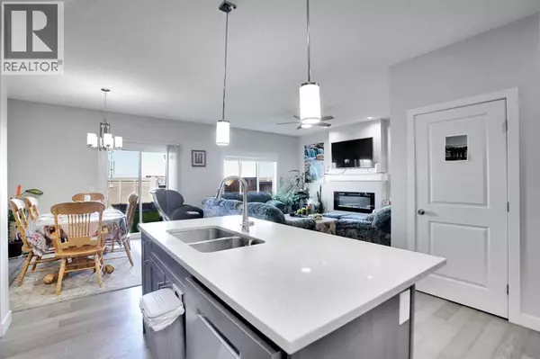 Calgary, AB T3J0Y6,99 Savanna Way NE