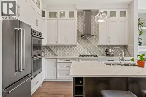 Calgary, AB T2M2M3,2406 22 Street NW