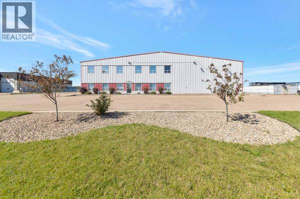 5204 63 Avenue, Lloydminster, AB T9V3T8
