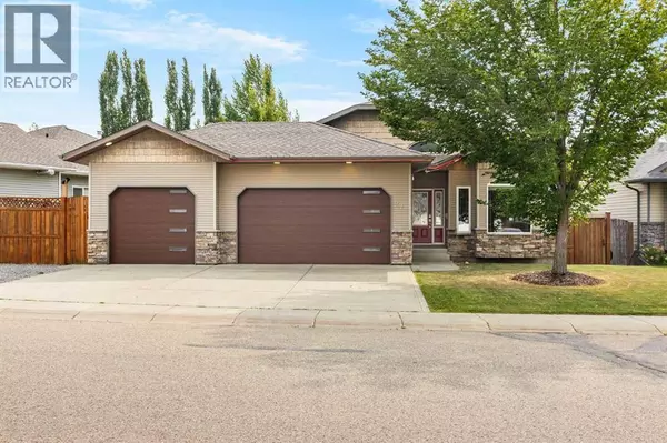 27 Irving Crescent, Red Deer, AB T4R3R9