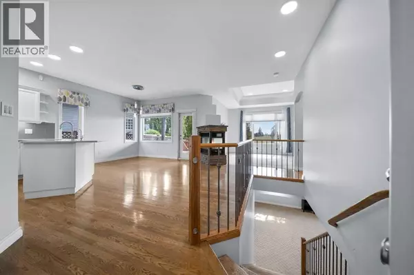 Red Deer, AB T4R3R9,27 Irving Crescent