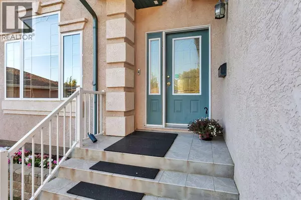 Red Deer, AB T4R2T6,16 Ahlstrom Close