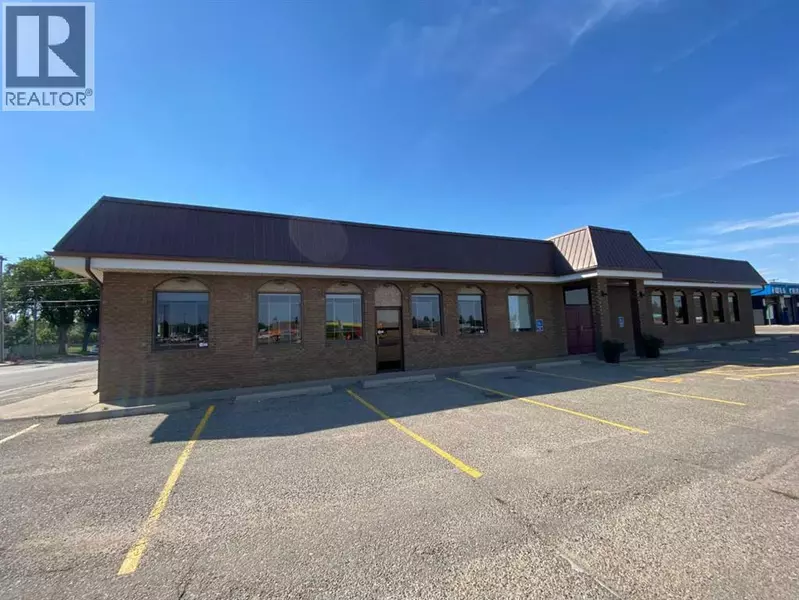 5036 46 Avenue, Taber, AB T1G2A6