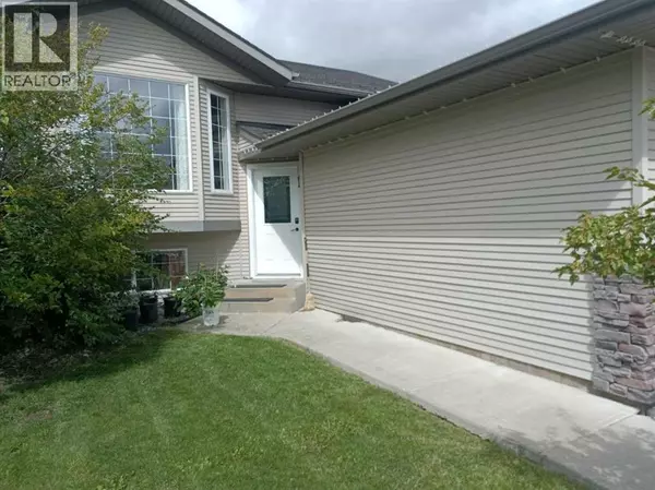 Sylvan Lake, AB T4S0C5,2 Holsworth Place