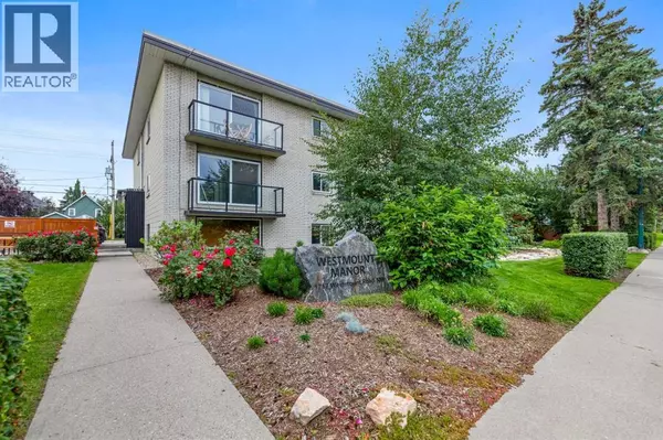 10, 1717 Westmount Road NW, Calgary, AB T2N3M4