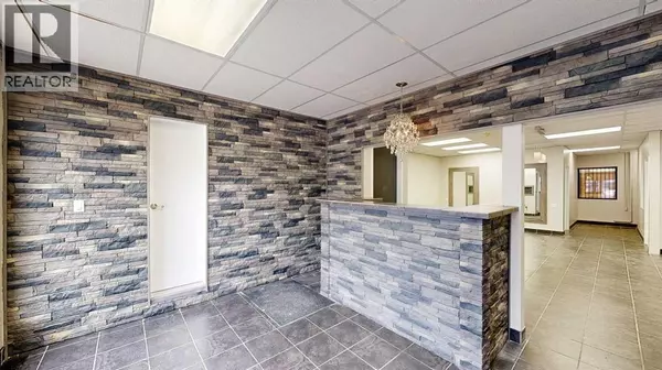 Whitecourt, AB T7S1N4,5109 50 Street