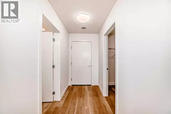 Calgary, AB T2A7W8,1502, 8500 19 Avenue SE