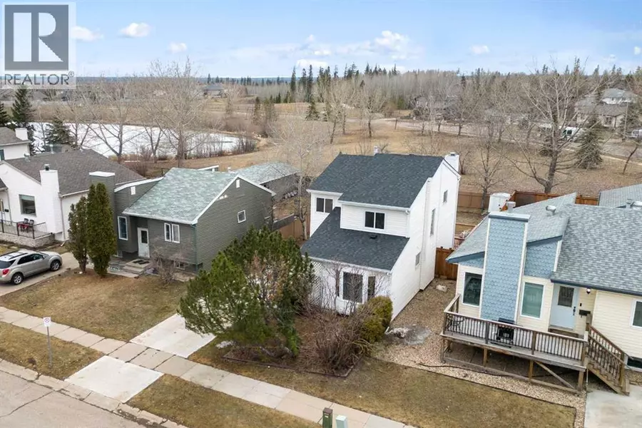 121 Brooks Place, Fort Mcmurray, AB T9K2E8