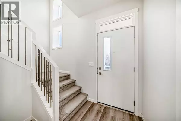 Calgary, AB T3P1R5,272 Livingston View NW