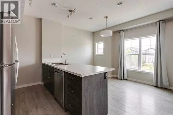 Cochrane, AB T4C2M2,1009, 250 Fireside View
