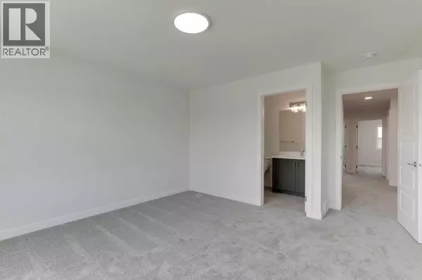 Calgary, AB T3S0J9,477 Hotchkiss Drive SE