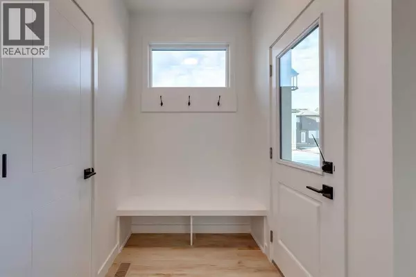 Airdrie, AB T4B5J9,128 Cobblestone Gate SW