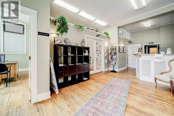 Blairmore, AB T0K0E0,12707 20 Avenue