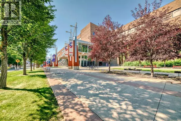 Calgary, AB T2M4Z5,106, 1740 9 Street NW