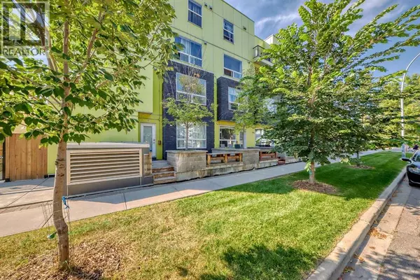 Calgary, AB T2M4Z5,106, 1740 9 Street NW