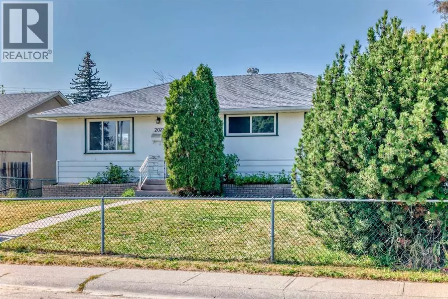 2023 46 Street SE, Calgary, AB T2B1K5