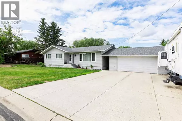 Alix, AB T0C0B0,4812 Lake Street