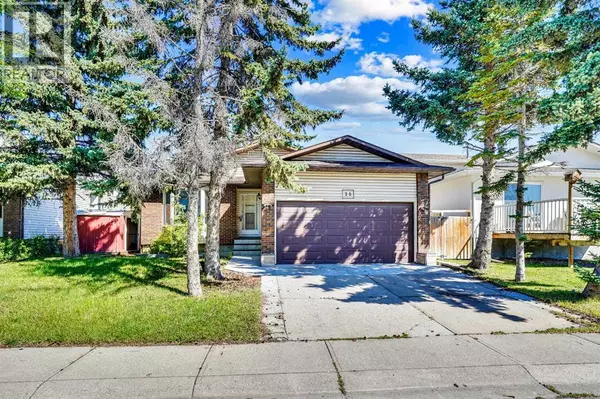 35 Castlefall Grove NE, Calgary, AB t3j1l1