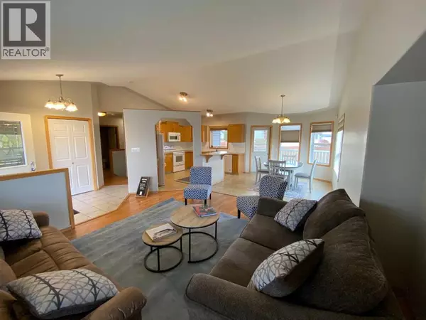 Brooks, AB T1R0P9,90 Upland Road W