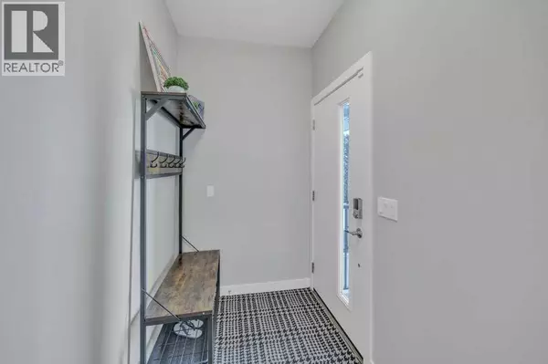 Calgary, AB T3J0Y6,115 Savanna Way
