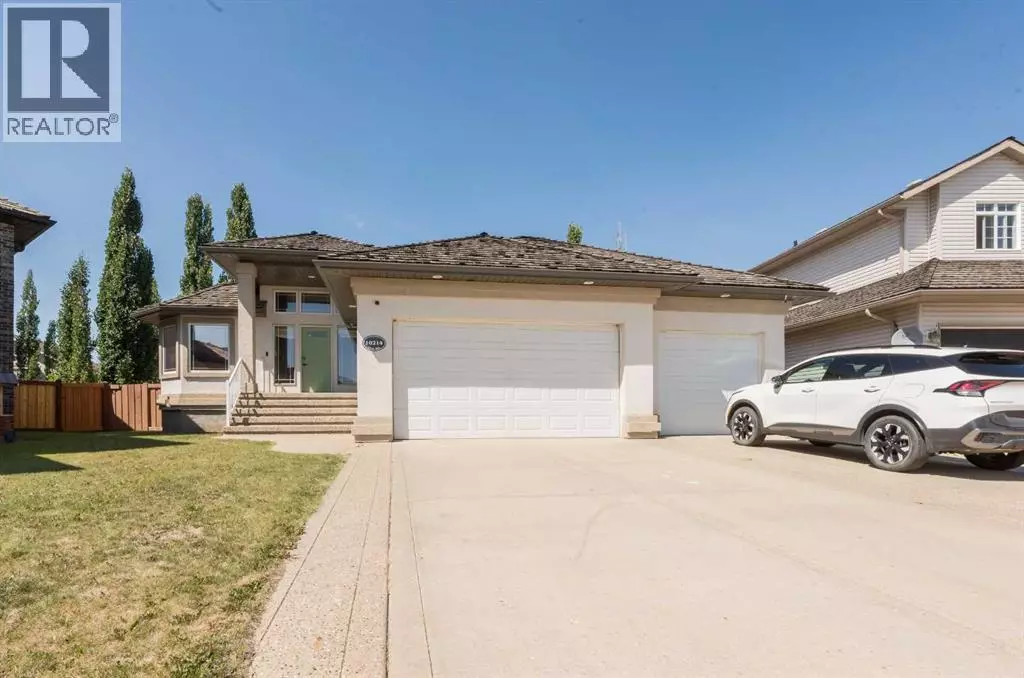 Grande Prairie, AB T8W2W5,10214 72 Avenue