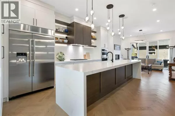 Calgary, AB T2T2M1,2006 41 Avenue SW