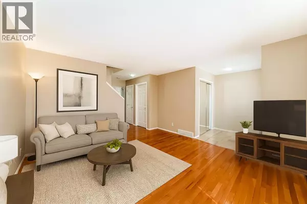 Calgary, AB T3J5G9,161 Taralea Circle NE