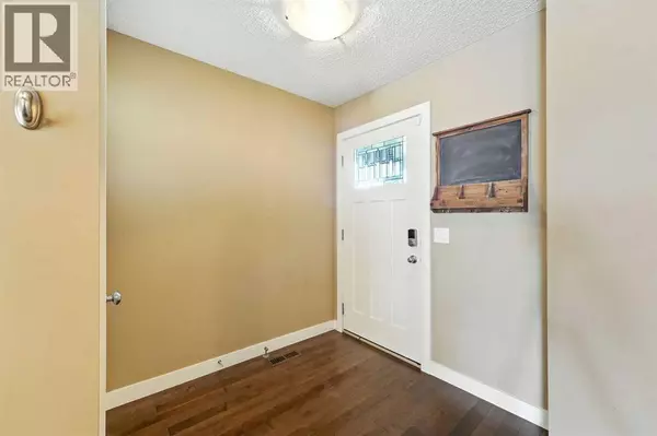 Airdrie, AB T4A0M6,124 Kingsbridge Way SE