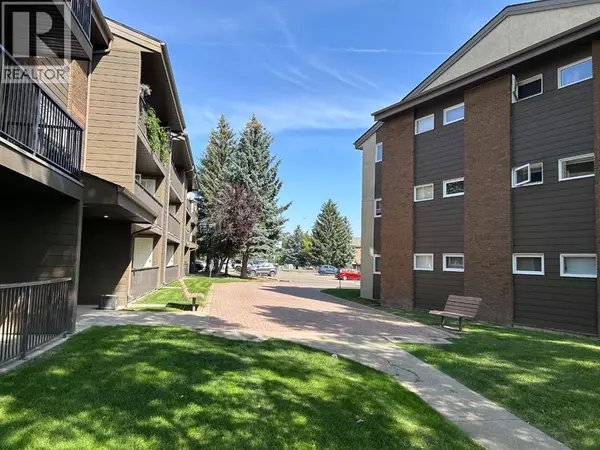 Lethbridge, AB T1K5R4,308, 420 Columbia Boulevard W