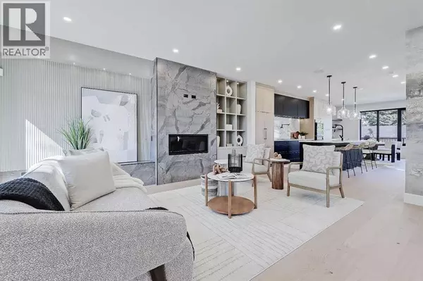 Calgary, AB T3E2W9,2838 34 Street SW