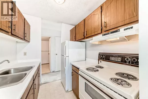 Calgary, AB T2R1H4,401, 340 14 Avenue SW