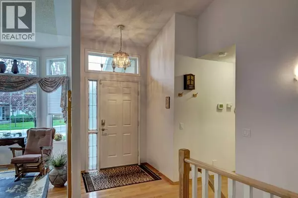 Calgary, AB T2Z2P9,62 Mt Mckenzie Villas SE