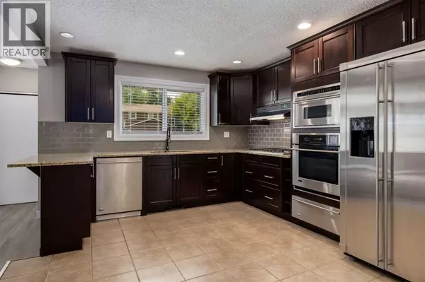 Calgary, AB T2W2K7,534 Cantrell Drive SW