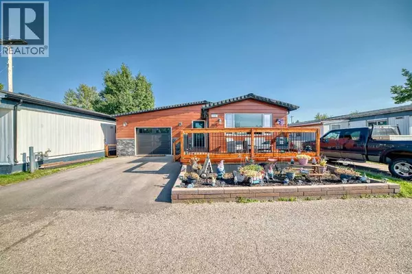 122, 6220 17 Avenue SE, Calgary, AB T2A0W6