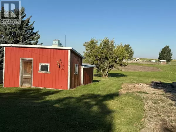 Arrowwood, AB T0L0B0,32 2 Street W