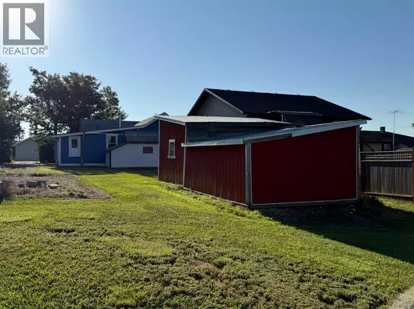 Arrowwood, AB T0L0B0,32 2 Street W