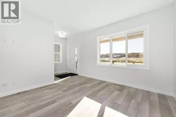 Calgary, AB T2X5P7,526 Wolf Willow Boulevard SE