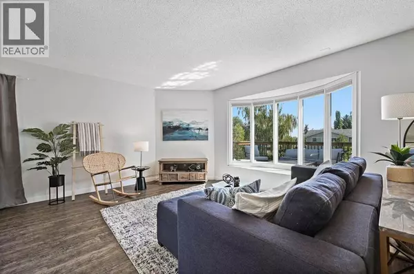 Calgary, AB T2W0A1,708 101 Avenue SW