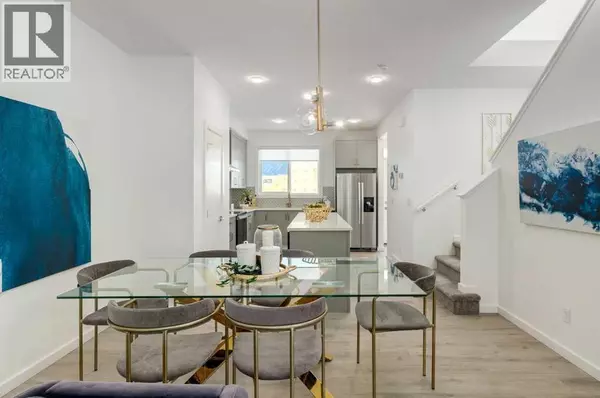 Calgary, AB T3S0L1,231 Savoy Landing SE