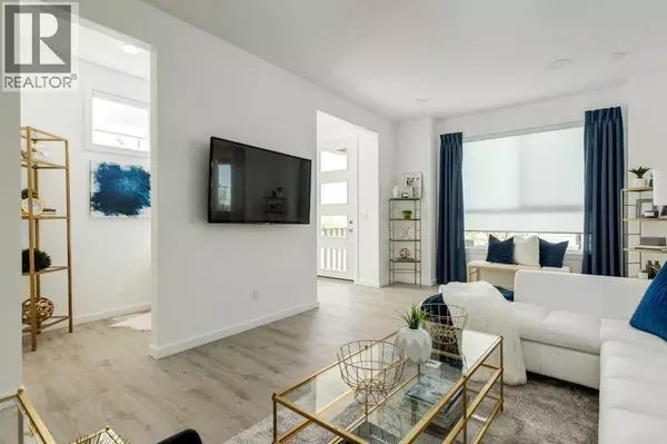 Calgary, AB T3S0L1,231 Savoy Landing SE